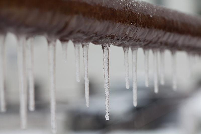 icicles-frozen-pipe